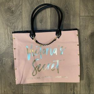 NWOT Victoria’s Secret Tote Bag